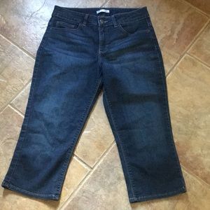 Size 10 Medium Riders Capri